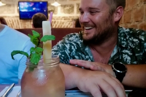 Thomas er glad for mojito – og sin nye svenske ven