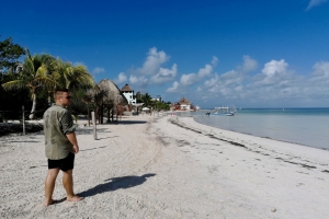 Morgengåtur langs stranden