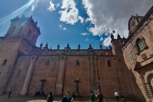 Plaza de Armas – byen centrale plads