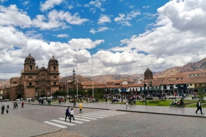 Plaza de Armas – byen centrale plads